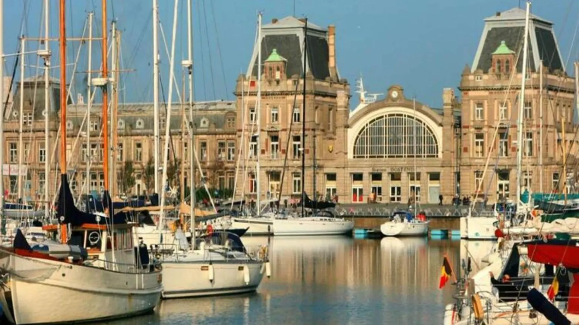 Beautiful Apartment With View Oostende